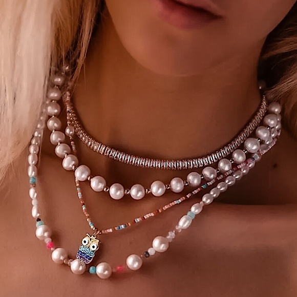 ⚜️𝟯𝟬%𝗢𝗙𝗙 𝗯𝘂𝗻𝗱𝗹𝗲𝘀 𝟯+⚜️ NEW Pearl & Gold Beaded Statement Necklace - Picture 7 of 12